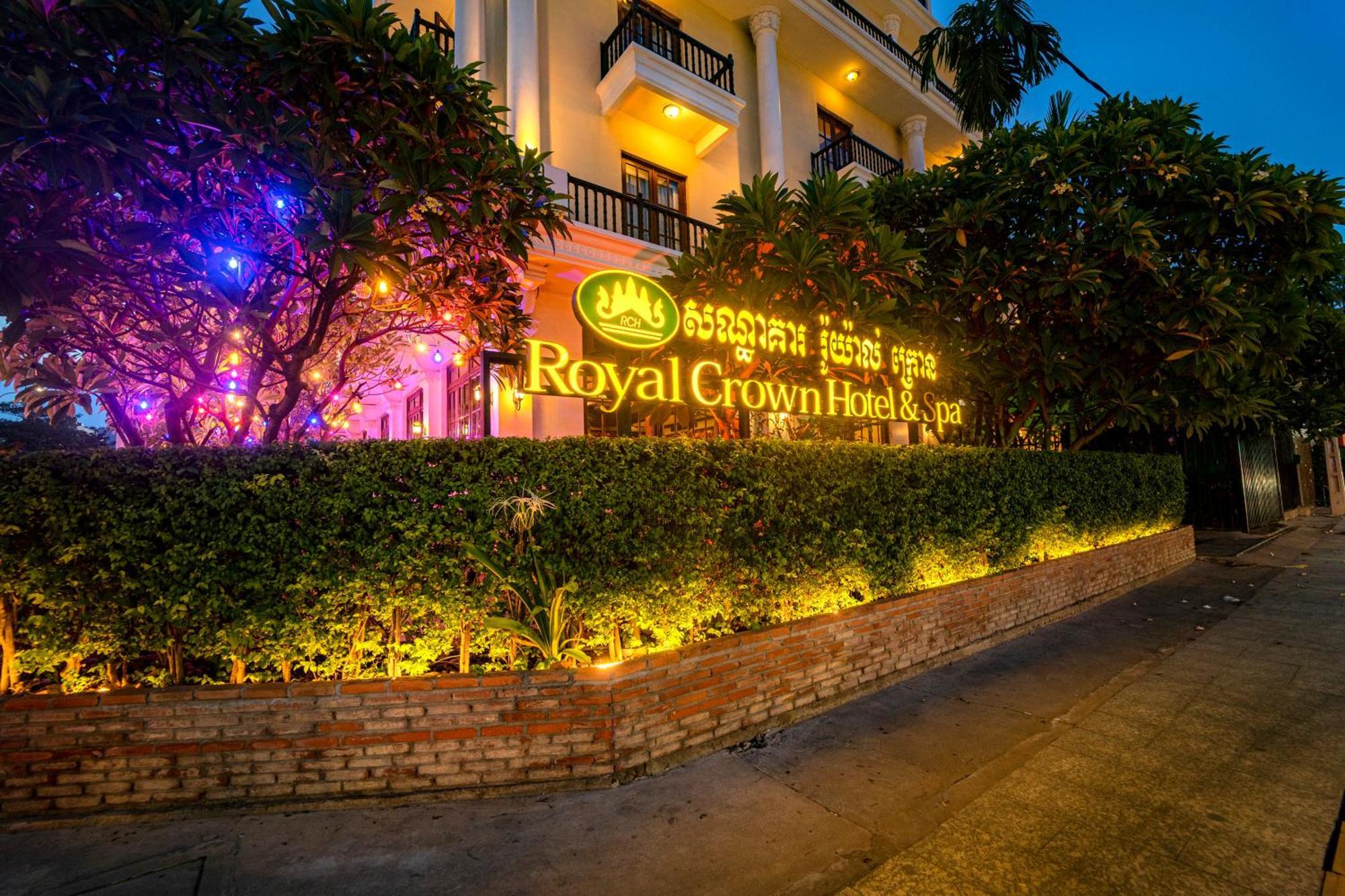 The Suite By Royal Crown Hotel Σιέμ Ρέαπ Εξωτερικό φωτογραφία
